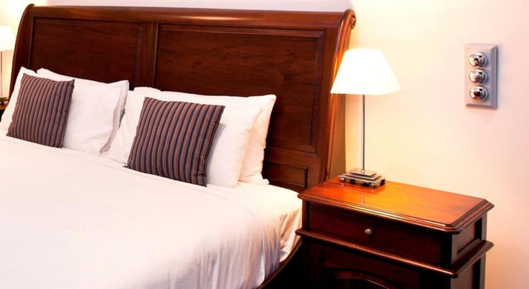 Caves House Hotel & Apartments Яллингап Экстерьер фото