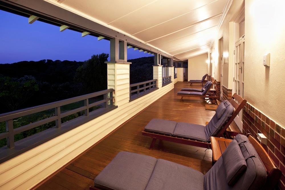 Caves House Hotel & Apartments Яллингап Экстерьер фото